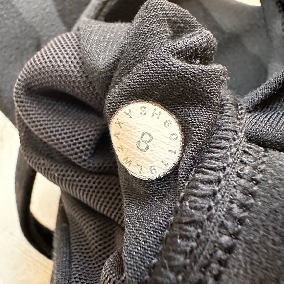 ~SOLD~Lululemon~Grey/Black Camo Sports Bra~Size 8 - Picture 3 of 3